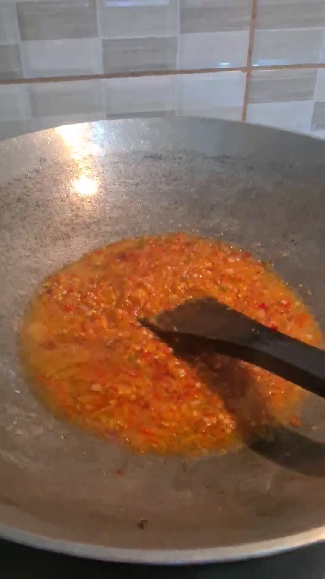 Foto langkah ke 10 dari resep Cumi asin telur sambal.