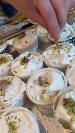 صورة لخطوة 2 من وصفة ليالي لبنان بصحون الضيافه الصغيره