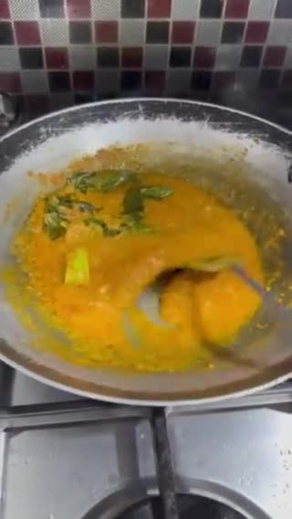 Foto langkah ke 2 dari resep Opor Ayam Pedas.