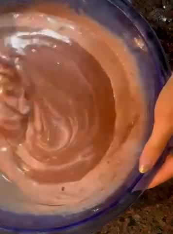 Foto del paso 4 de la receta: Bizcochuelo húmedo de chocolate 😍