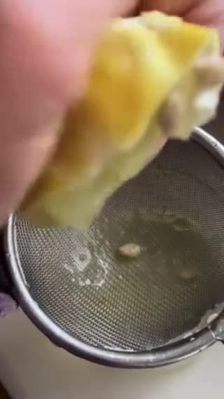 Foto del paso 7 de la receta: Bizcocho de limón 🍋 requetefácil, con las medidas de un yogur
