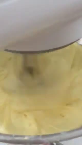 Foto langkah ke 3 dari resep Butter Cake Tapai Singkong.