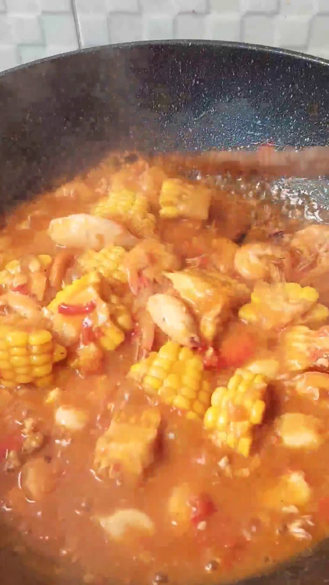 Foto langkah ke 5 dari resep Seafood Saus Asam Manis.