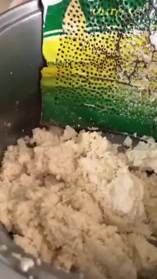 Foto del paso 3 de la receta: Empanadas de yuca