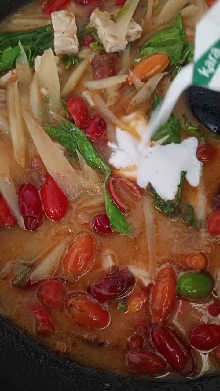 Foto langkah ke 4 dari resep Jangan Telo Gantung Pedes.