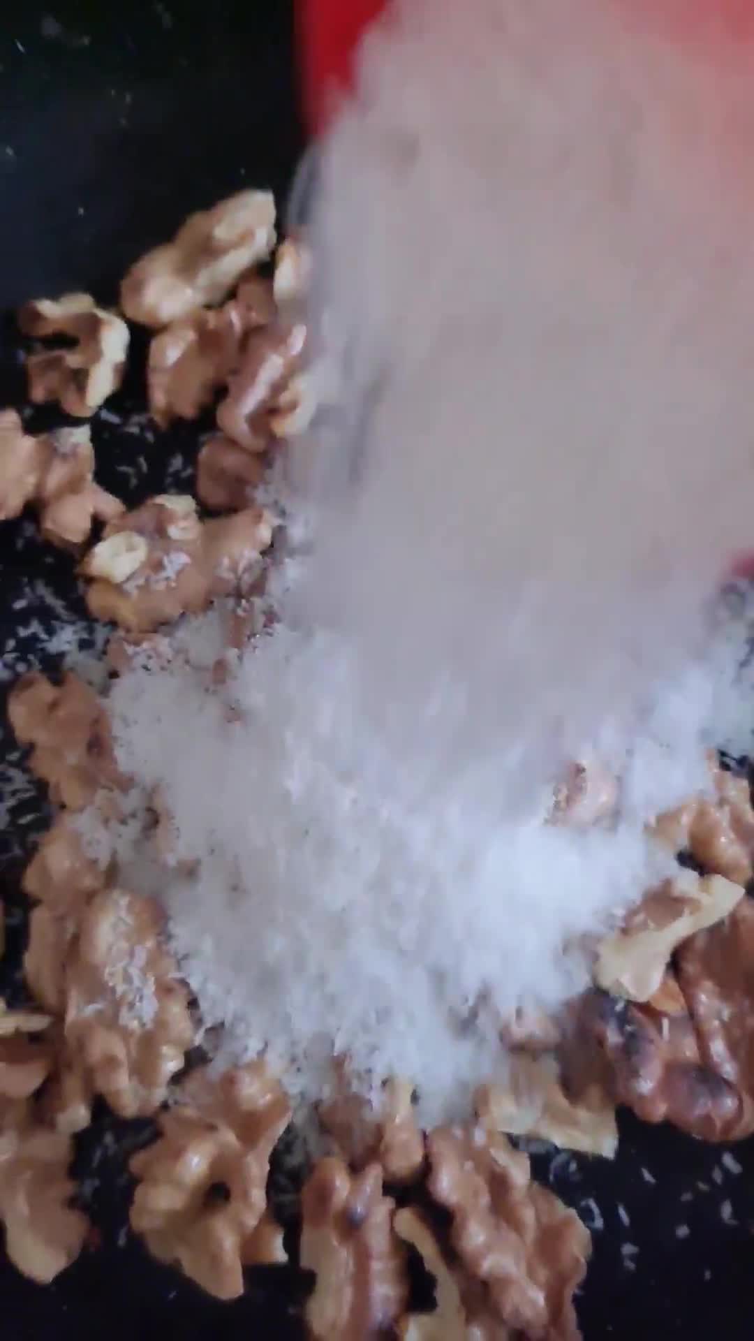Foto del paso 2 de la receta: Granola a la canela, sin azúcares agregados ni edulcorantes ni miel (proteica y vegana)