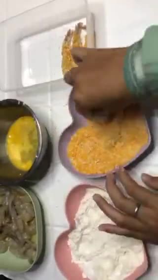 Foto langkah ke 2 dari resep Ebi Furai&Tamago Sushi (Ide bekal anak sekolah yang enak dan bernutrisi).