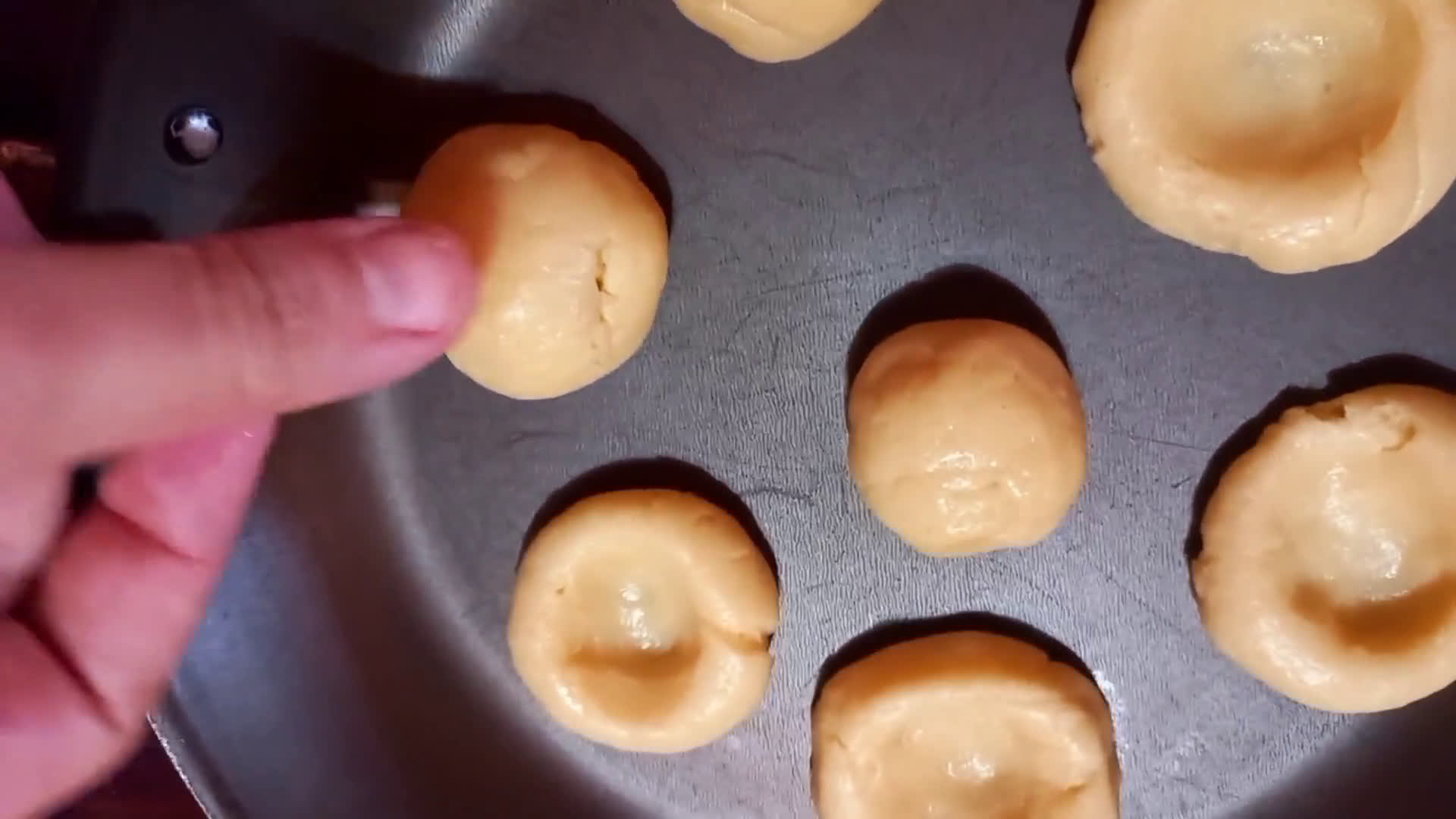 Foto del paso 5 de la receta: 🍪Galletitas Pepas🍪 (En Sartén)
