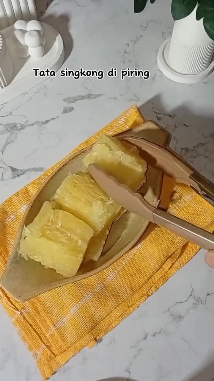 Foto langkah ke 4 dari resep Singkong Thailand.
