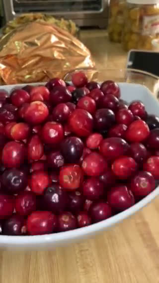 Foto del paso 1 de la receta: Jamón Glaseado con Salsa de Arándanos #elsabordelosrecuerdos