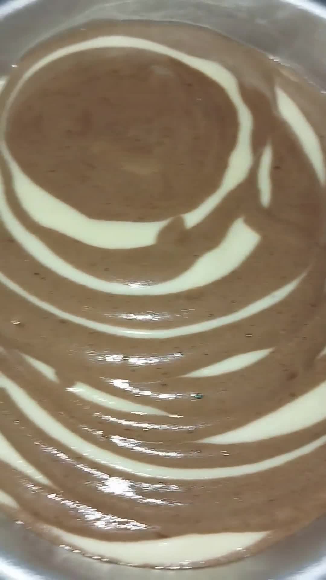 Foto langkah ke 6 dari resep Zebra Chiffon Cake.