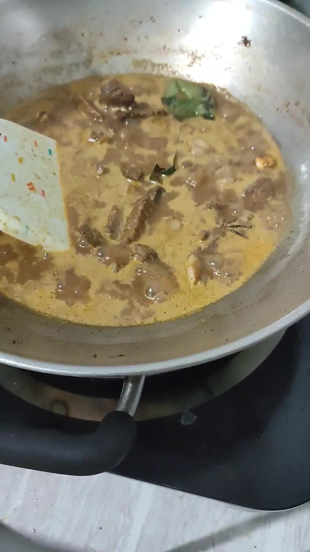 Foto langkah ke 3 dari resep Canai kari Daging instan.
