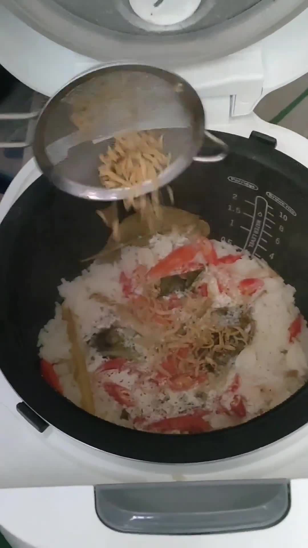 Foto langkah ke 4 dari resep Nasi Liwet Sederhana.
