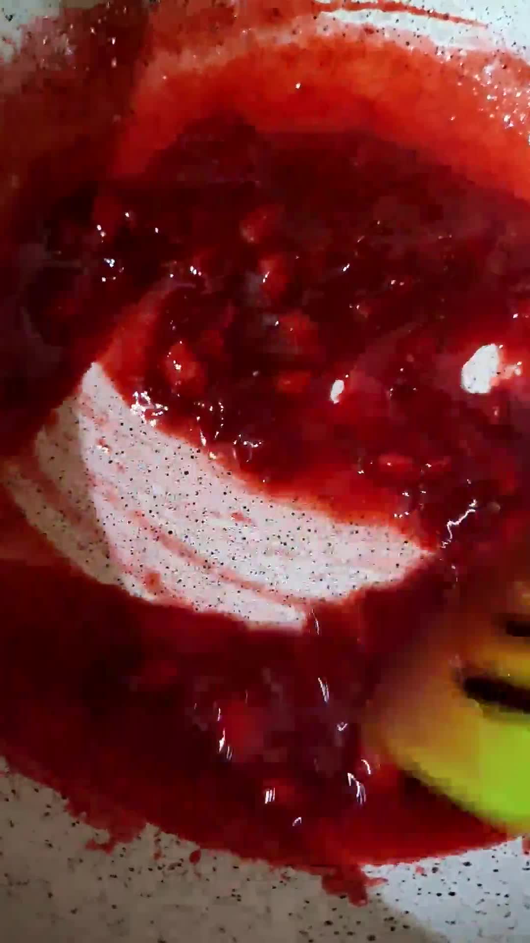 Foto langkah ke 3 dari resep Strawberry Jam Homemade.
