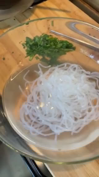 Foto del passaggio 1 della ricetta Shirataki a bari🤗