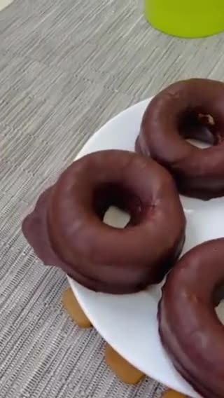 Foto del paso 5 de la receta: Donuts bombón al microondas
