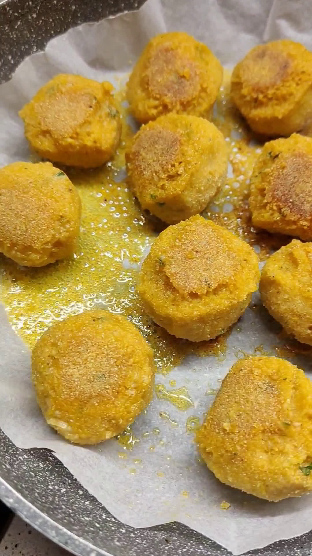 Foto del passaggio 5 della ricetta Polpette in Tecnicolor