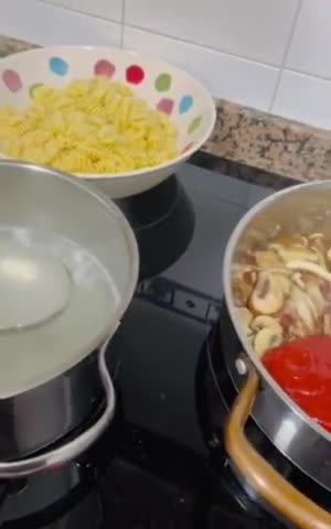 Foto del paso 7 de la receta: Pasta con setas 🍄‍🟫 🍄 🍄‍🟫 🍄 🇮🇹