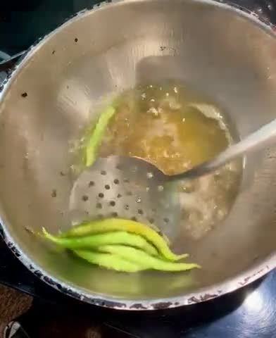 ख़स्ता आलू कचौड़ी(khasta aloo kachodi recipe in hindi) रेसिपी चरण 15 फोटो