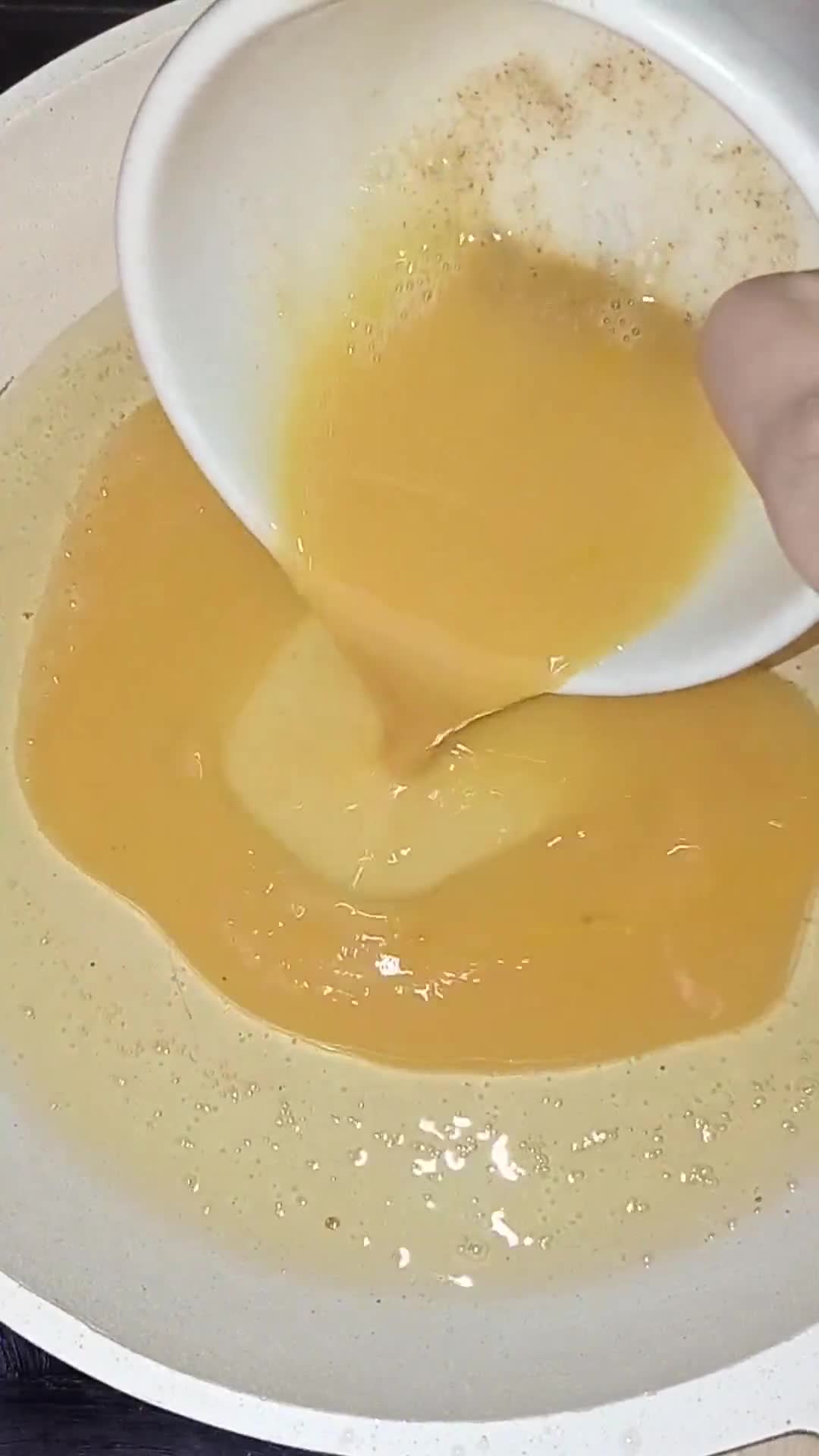 Foto langkah ke 3 dari resep Sushi Roll Roti Tawar.