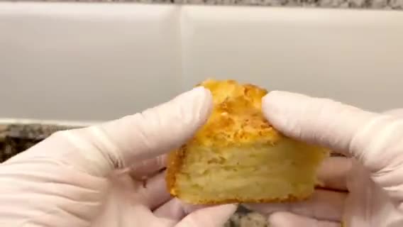 Foto del paso 13 de la receta: Pastel de manzanas y limón con cobertura crujiente