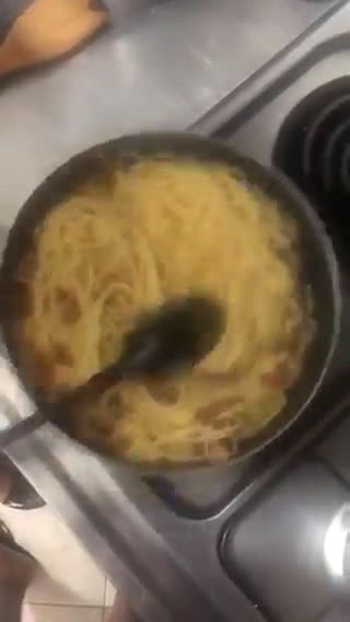 Foto del paso 5 de la receta: Pasta a la carbonara