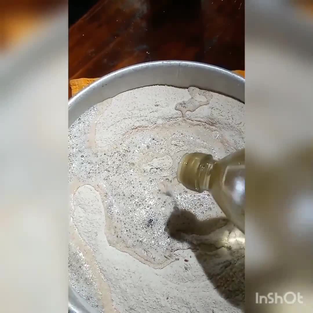 Foto del paso 2 de la receta: 🍞Pan integral con semillas y chía🥖