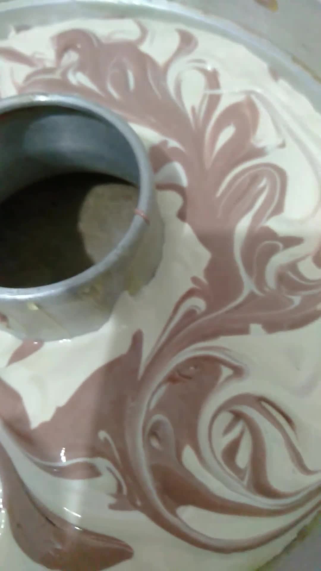 Foto langkah ke 4 dari resep Bolu Marmer Ala Pak Sahak.