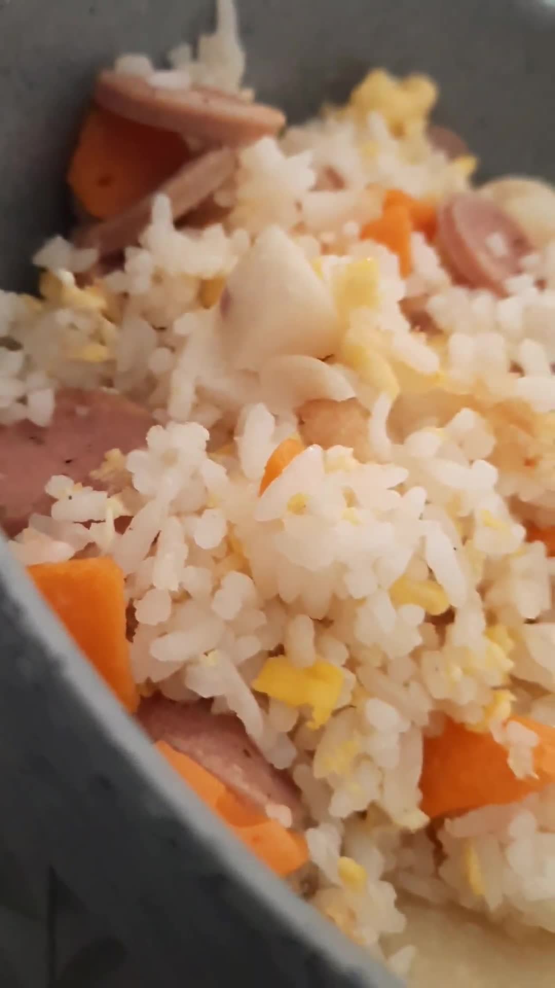 Foto langkah ke 6 dari resep Nasi Goreng Sederhana.