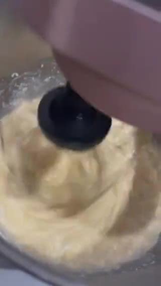 صورة لخطوة 2 من وصفة بسبوسة