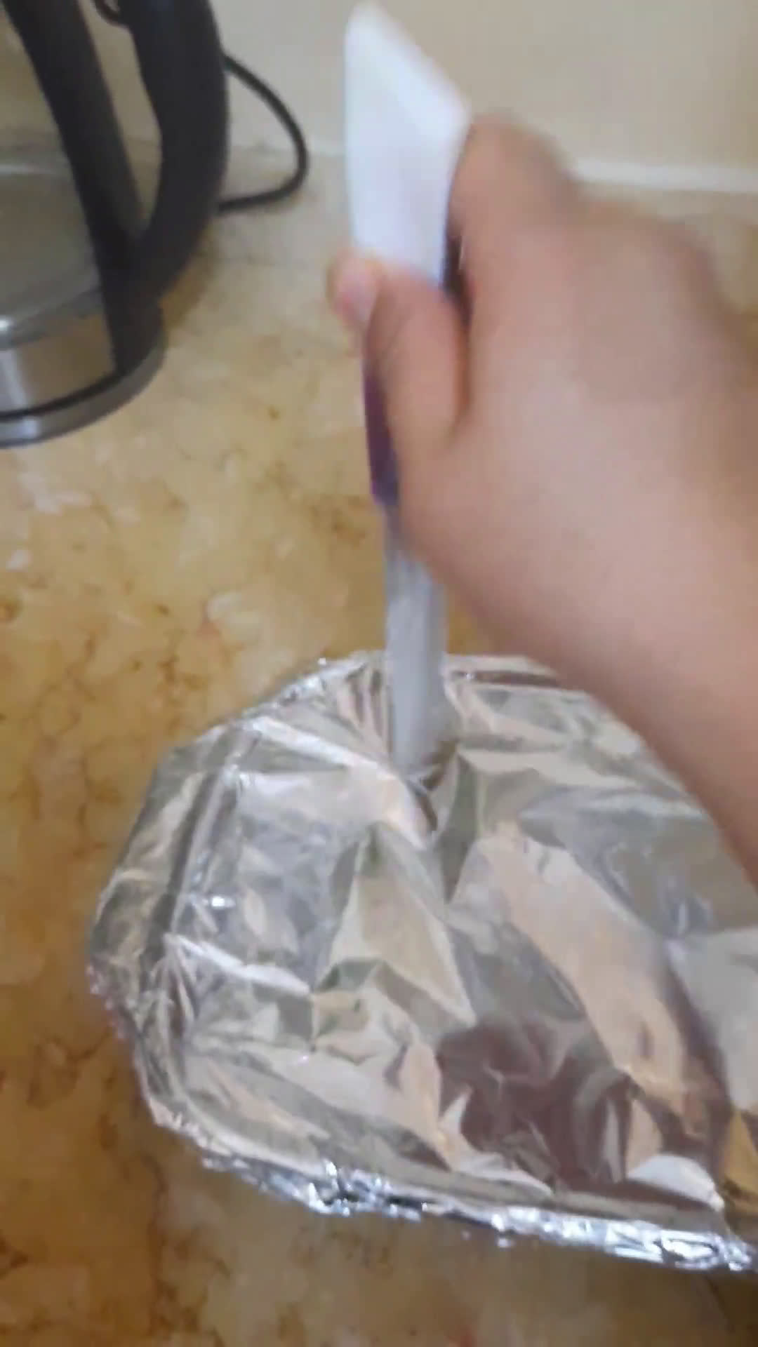 صورة لخطوة 5 من وصفة صينية الدجاج بالبطاطس في الفرن بتتبيلة لذيذة 🥔🥔🍗🍗