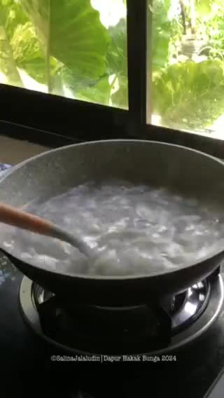 Gambar langkah 4 resipi Jelly Kelapa Selasih.