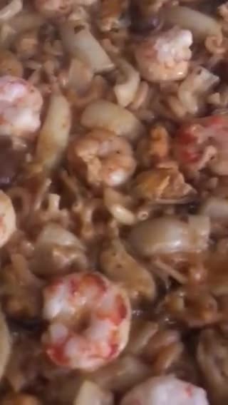 Foto del paso 13 de la receta: Fideuà, fácil y rápida, con caldo de pescado japonés (Dashi) !!!