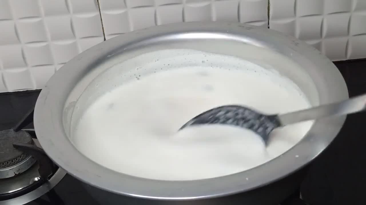 A picture of step 4 of Kesar Badam ka Sarbat.