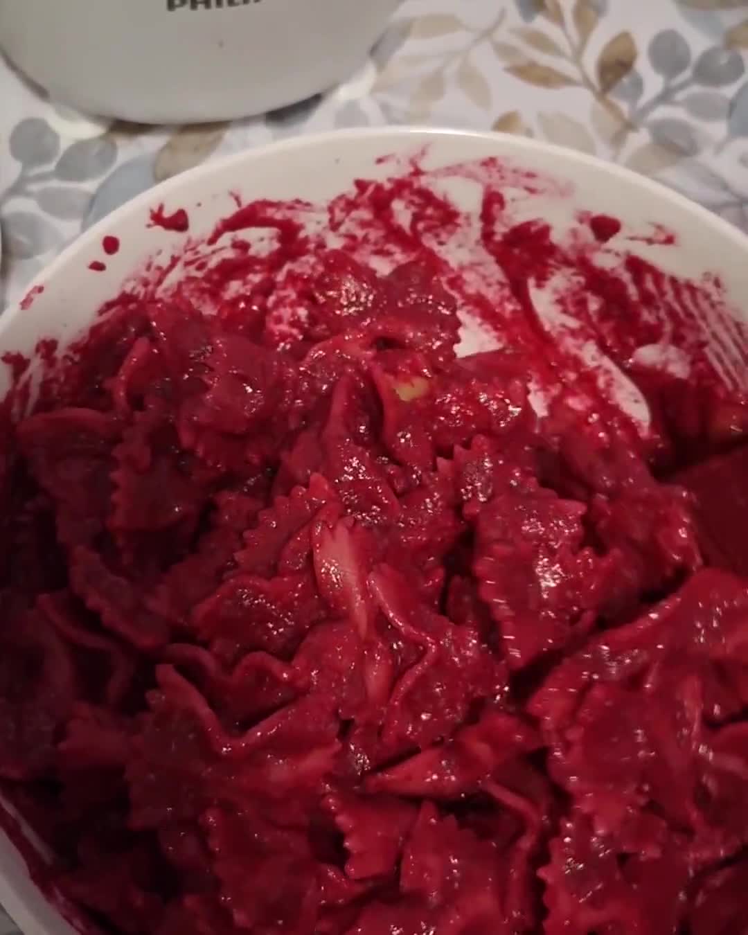 Fehérboros, fetás céklaszósz recept fázis 4 fotója