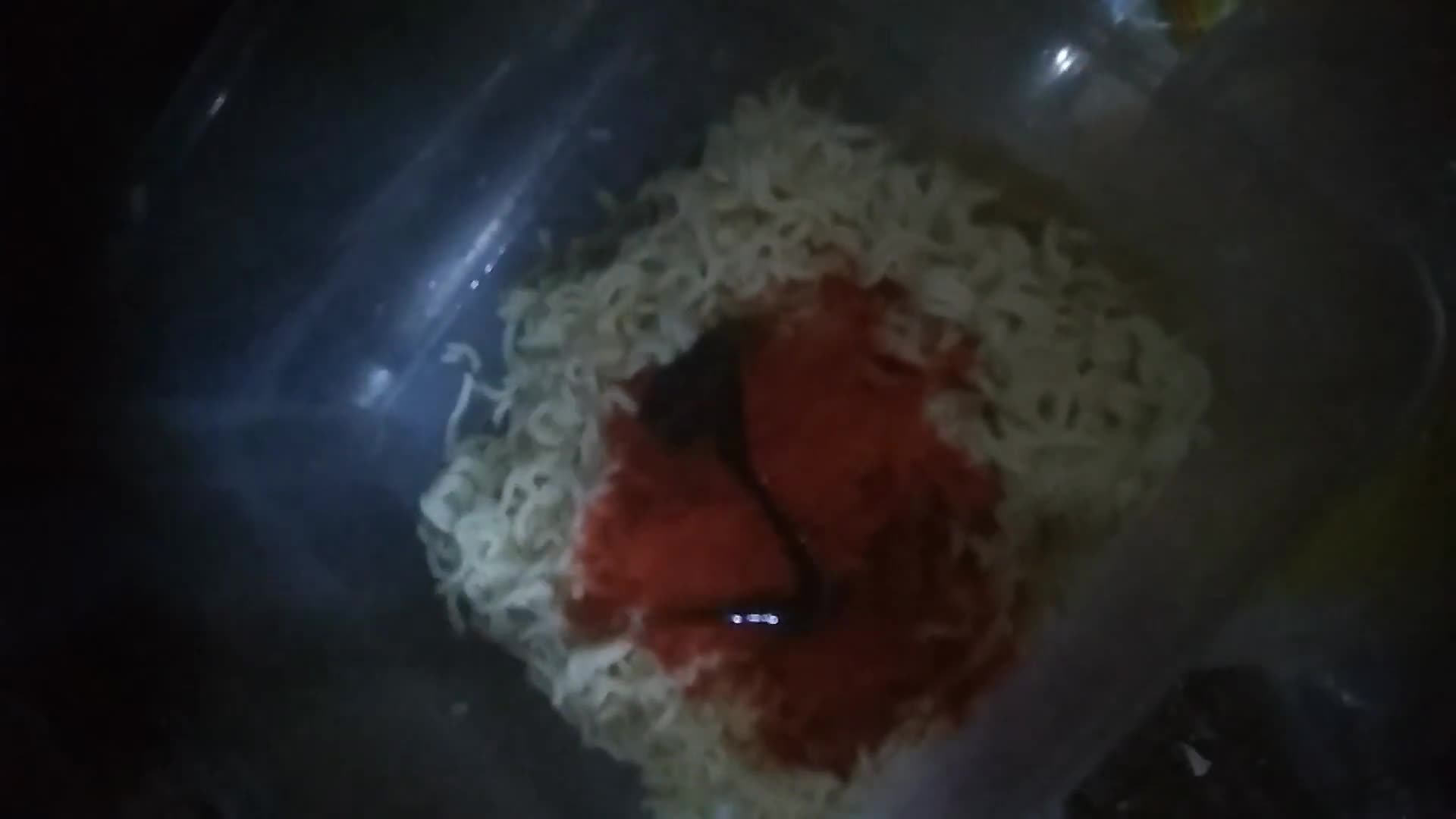 Foto langkah ke 6 dari resep Nasbent BAT Lumpia Mie Telur Sosis JALETOT (kulit tahu).