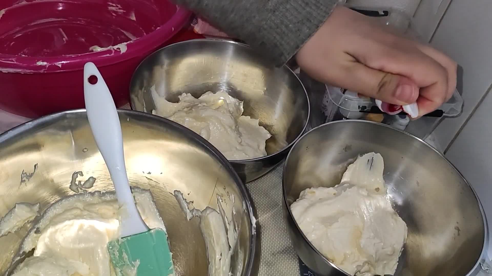صورة لخطوة 1 من وصفة صابلي بذوق الفراولة