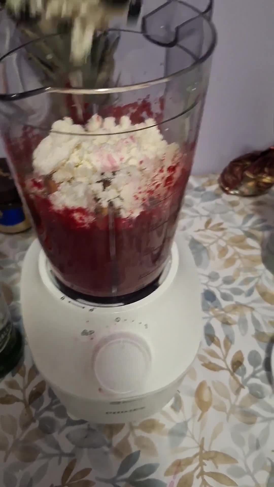 Fehérboros, fetás céklaszósz recept fázis 3 fotója