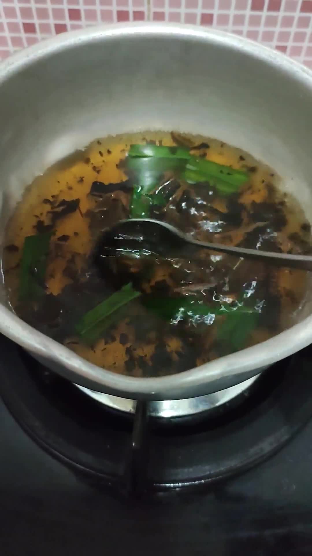 Foto langkah ke 2 dari resep Iced Java Tea.