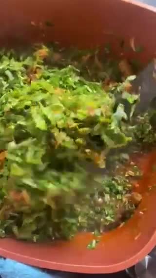 A picture of step 3 of Vegetable soup.