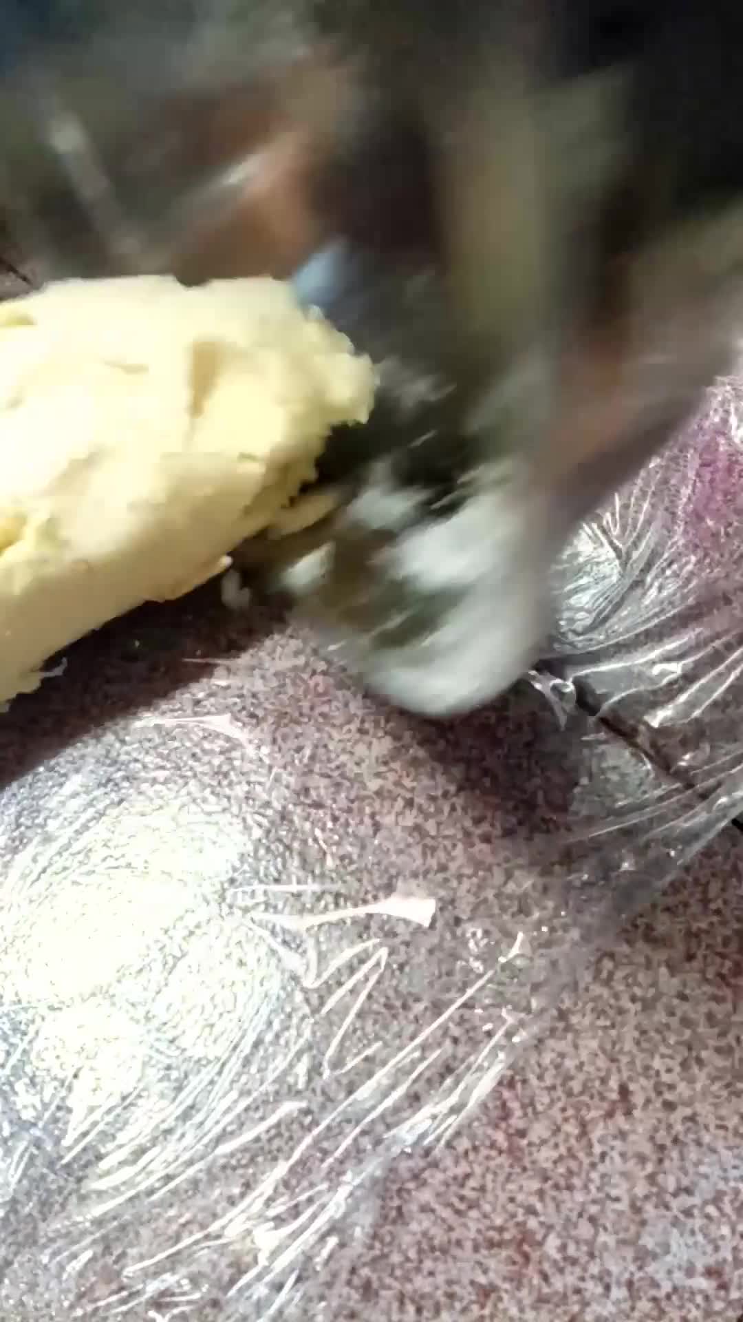 Foto del paso 4 de la receta: Galletitas de queso para celíacos