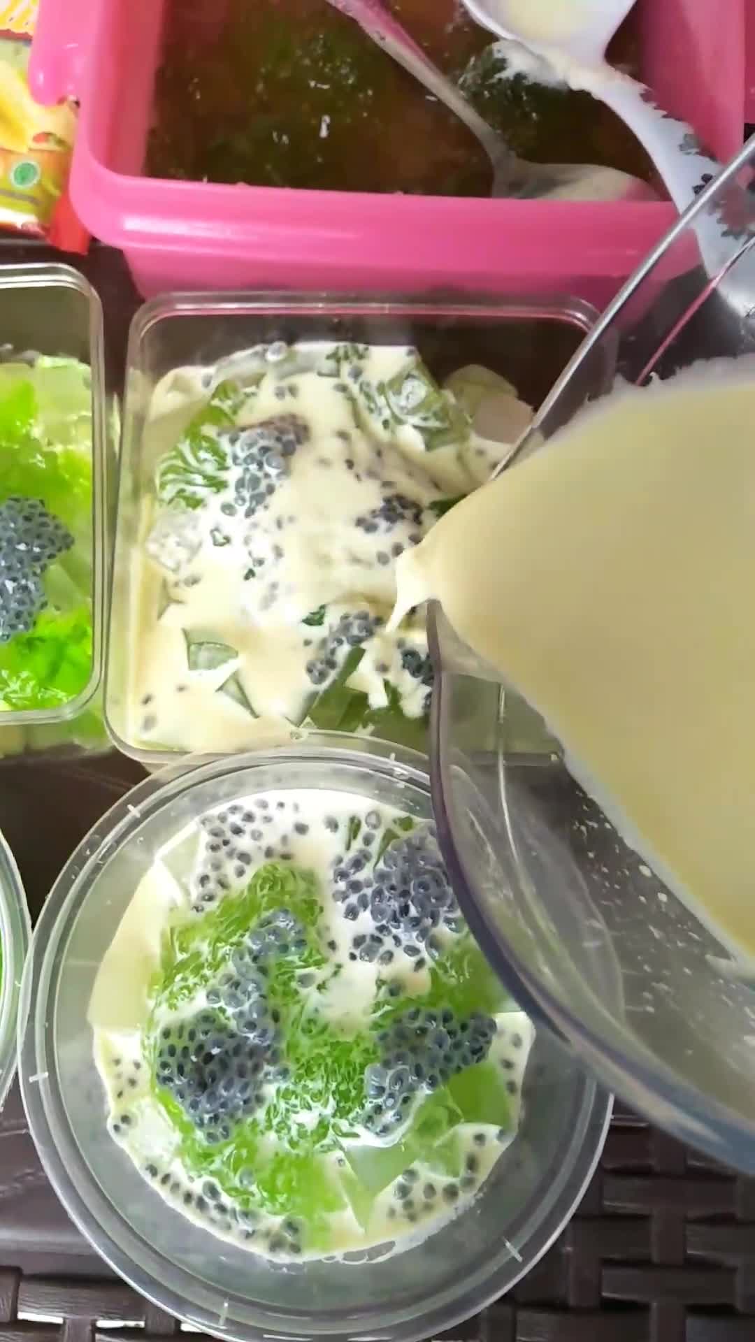 Foto langkah ke 6 dari resep Melon Milk Cheese Creamy.