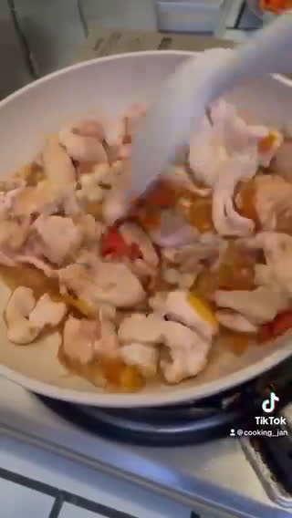 รูปขั้นตอนการทำที่ 4 ของ อกไก่ผัดพริกสด
