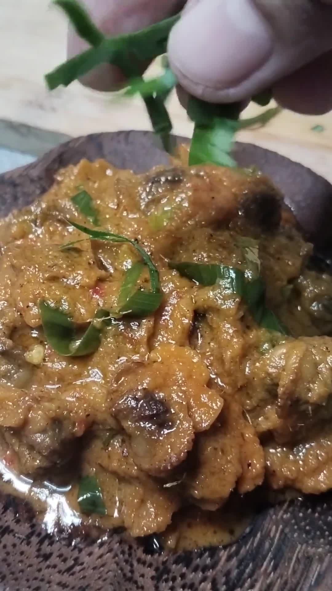 Gambar langkah 4 resipi Rendang kerang.