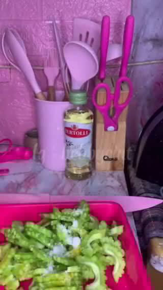 Foto langkah ke 2 dari resep Oseng Pare agar Tidak Pahit.