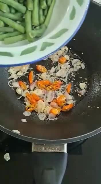 Foto langkah ke 1 dari resep Tumis Kacang Panjang Tauge.