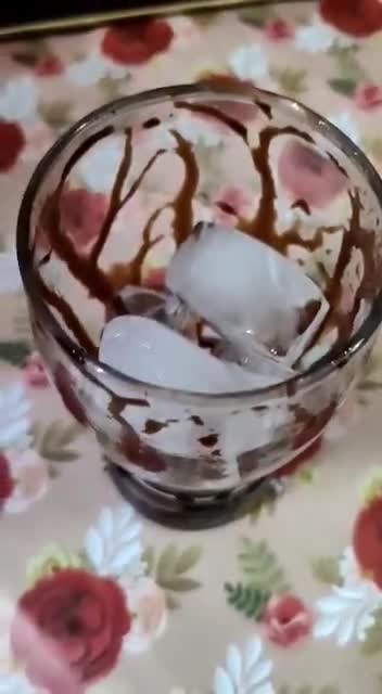 कैफे जैसी आइस्ड कॉफी (cafe jaisi iced coffee recipe in Hindi) रेसिपी चरण 2 फोटो