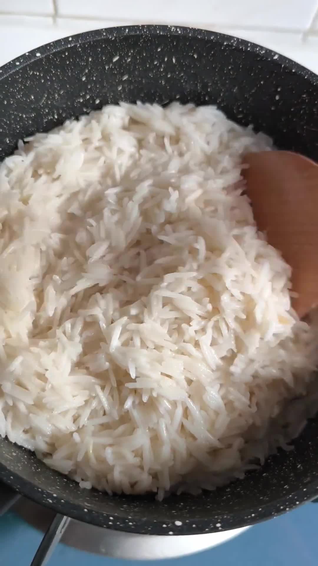 Gambar langkah 3 resipi Nasi Lemak Sambal Tumis Udang Sempoi Sepoi Sepoi.