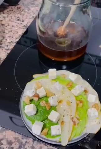 Foto del paso 2 de la receta: Ensalada de peras y aguacate 🥑 🍐 🍐 🥑