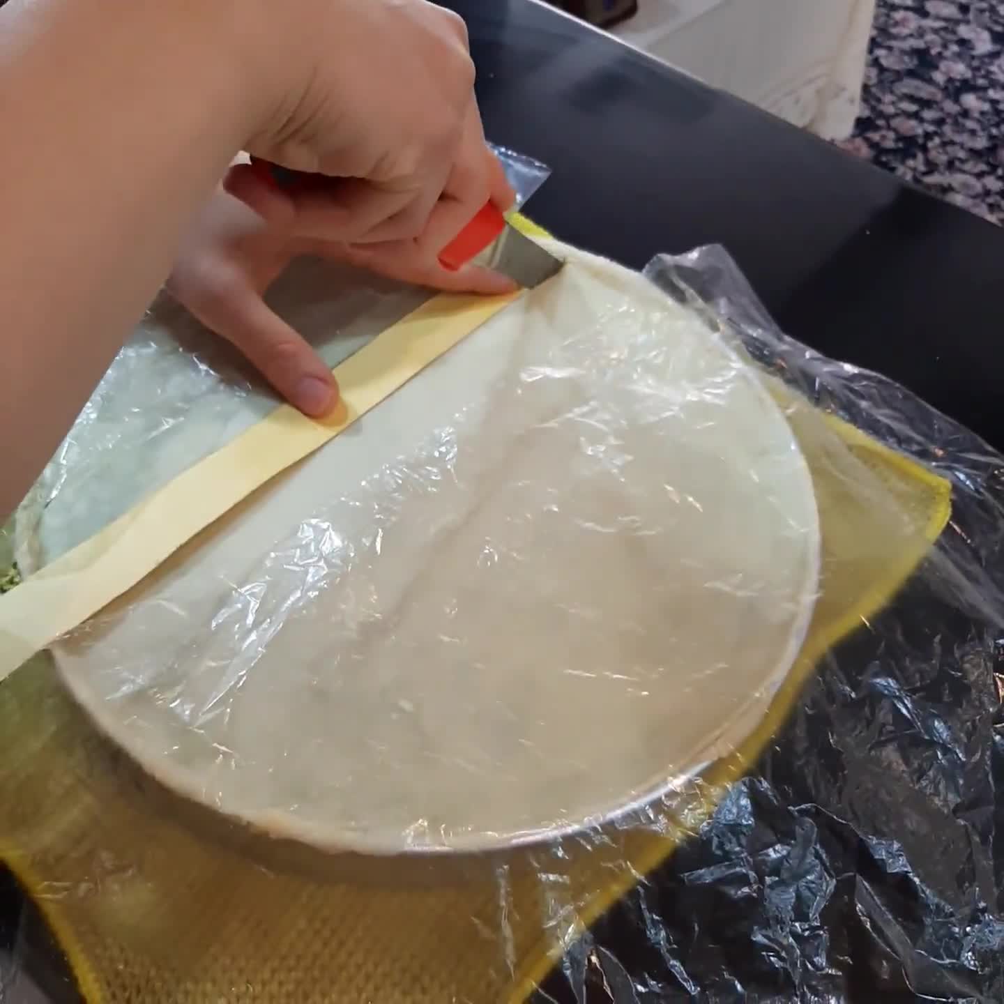 عکس مرحله 11 از دستور باقلوا پرچمی قزوین (نکات تکمیلی)